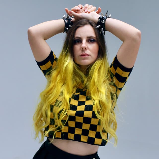 AViVA's artist profile image