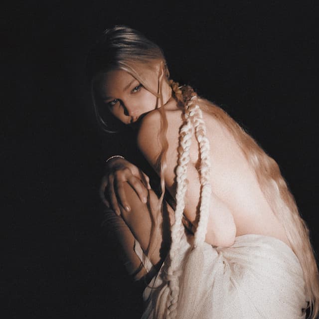 Grace VanderWaal's artist profile image