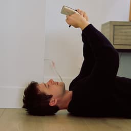 Alec Benjamin's artist profile image
