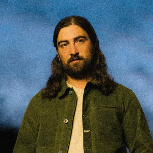 Noah Kahan artist profile image