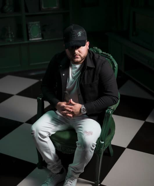 Kevin Ortiz artist profile image