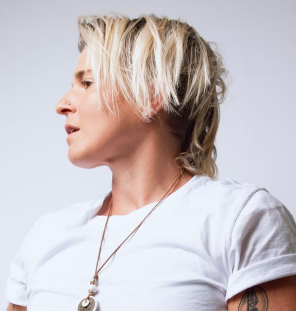 Daphne Willis artist profile image