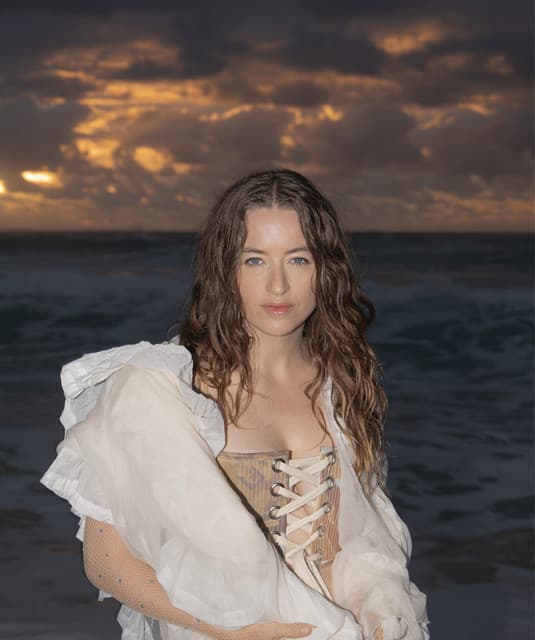 Meg Washington artist profile image