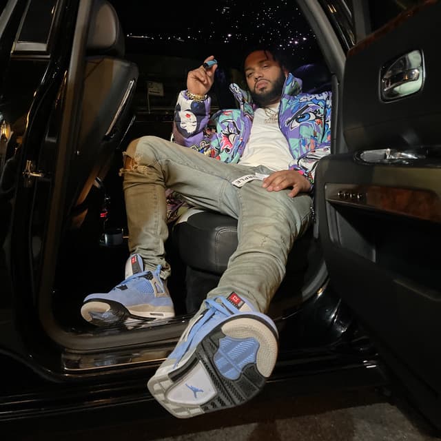 Stream artist profile image