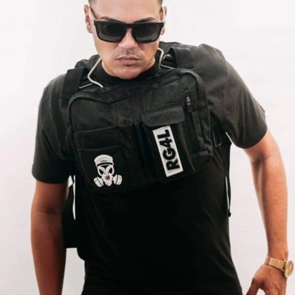 Jovani Vazquez artist profile image