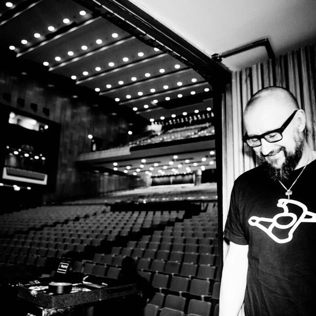 Clint Mansell artist profile image