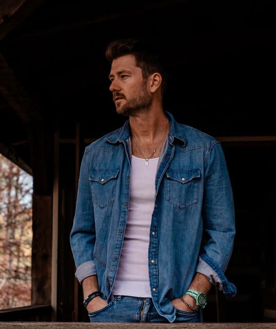 Adam Doleac artist profile image