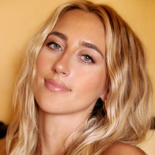 Ashley Cooke's artist profile image