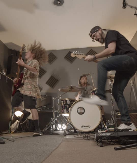 The Shake artist profile image