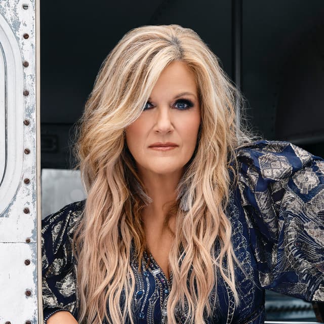 Trisha Yearwood artist profile image