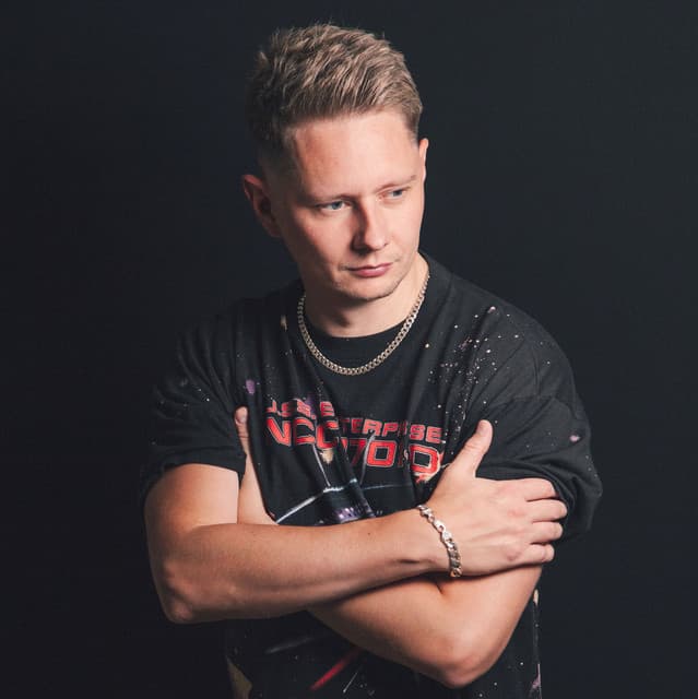 Craig Connelly artist profile image