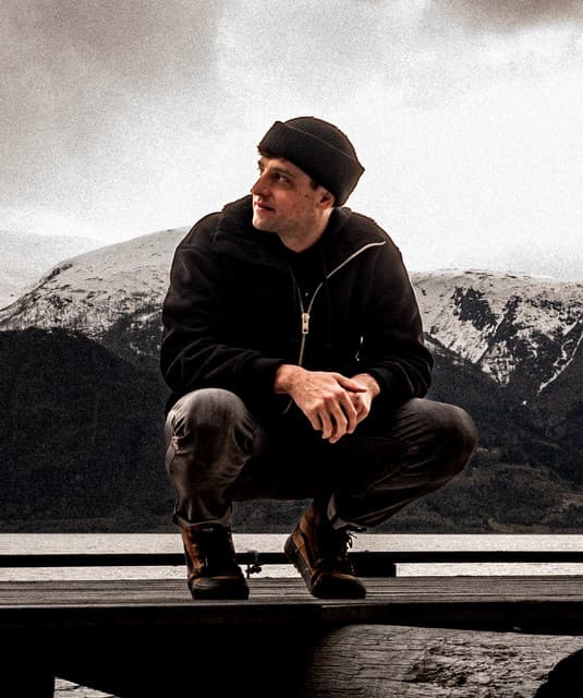 Beau Askew artist profile image