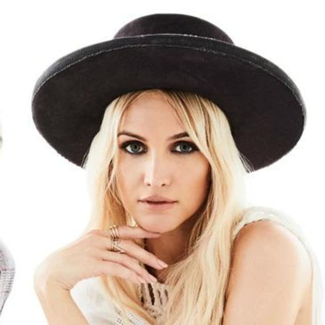 Ashlee Simpson artist profile image