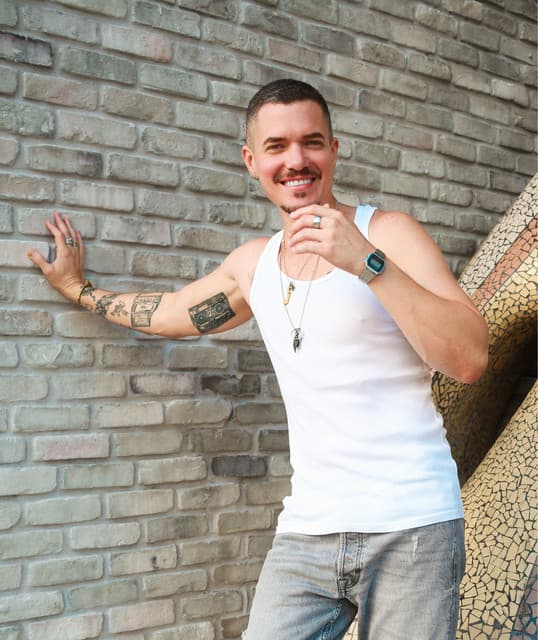 Manolo Ramos artist profile image