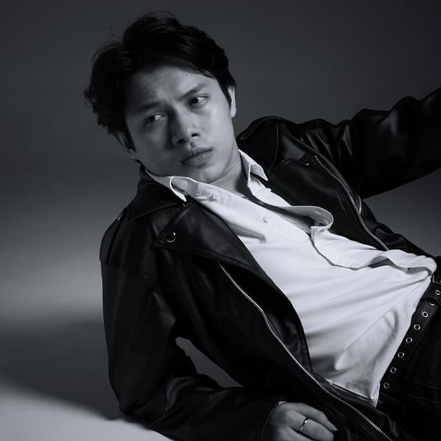 Rony Parulian artist profile image