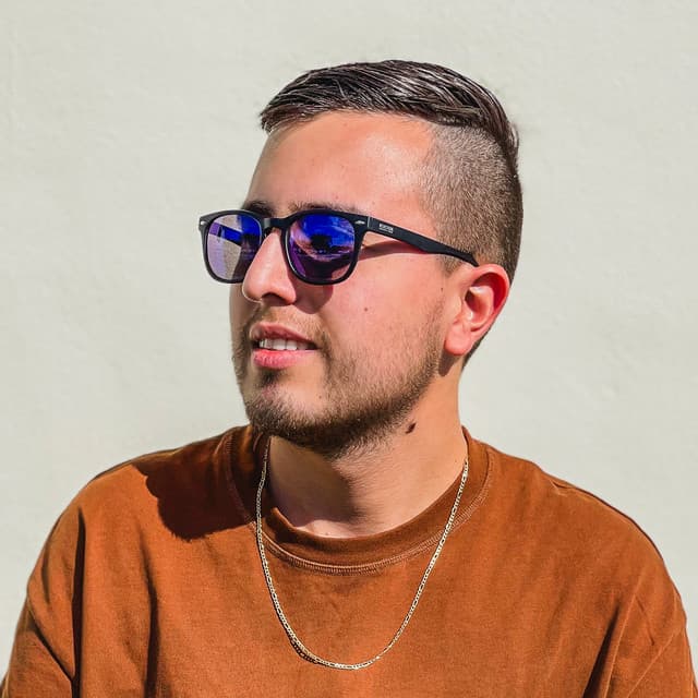 Juan Dileju artist profile image