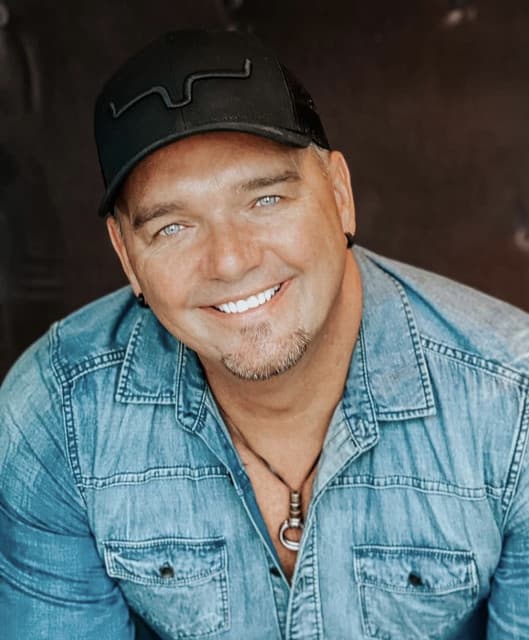 Troy Kemp artist profile image