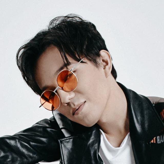 Dimash Qudaibergen's artist profile image