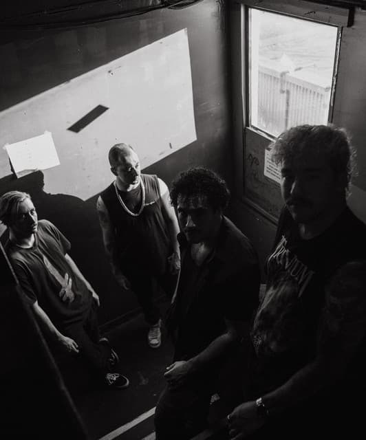 Distinguisher artist profile image