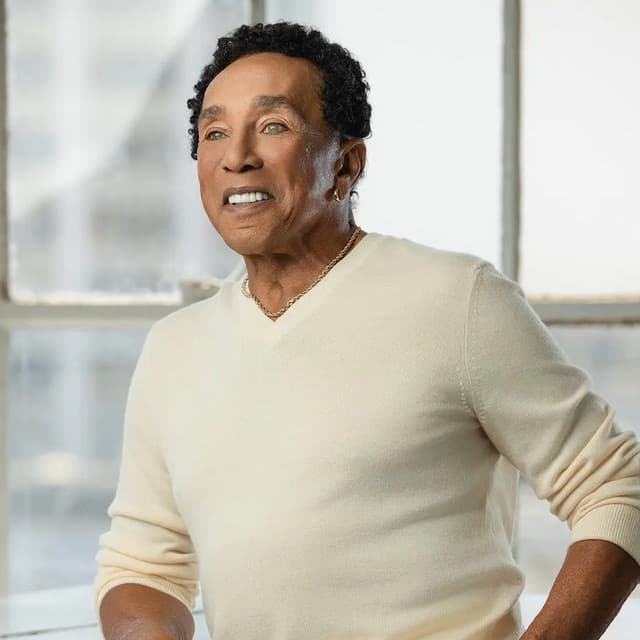 Smokey Robinson's artist profile image