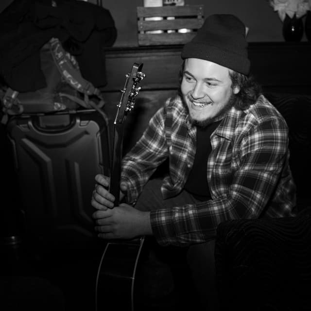Colton Bowlin artist profile