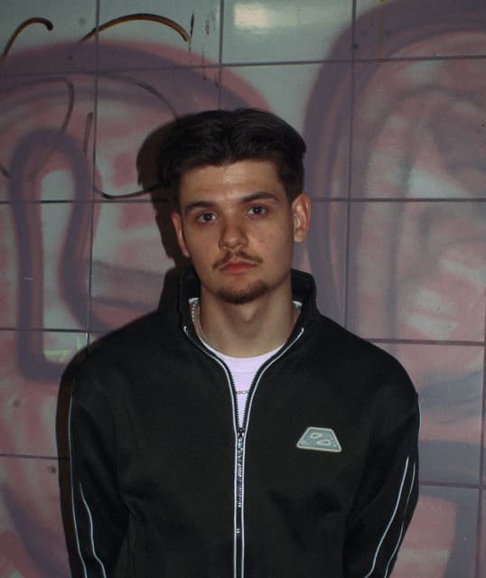 Yanik artist profile image