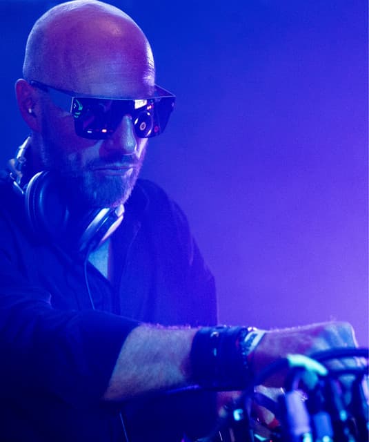 Funkstar De Luxe artist profile image