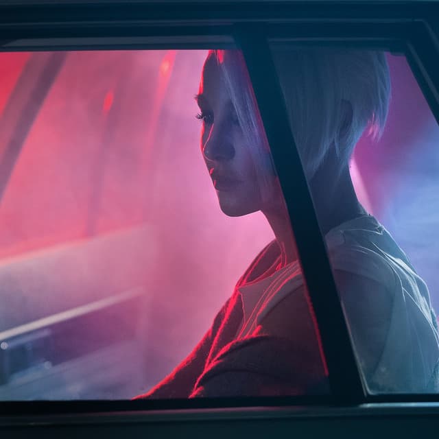 Emma Hewitt artist profile image