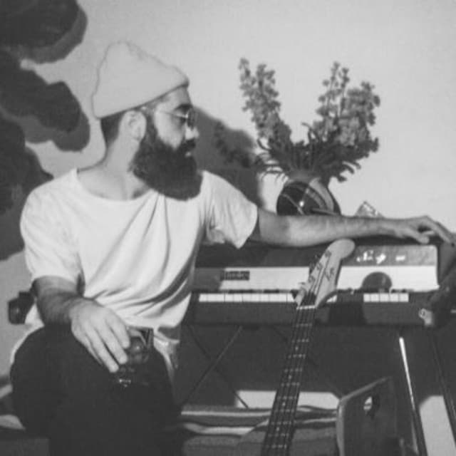 Dougie Stu artist profile image
