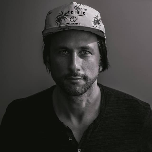 Miguel Migs artist profile image