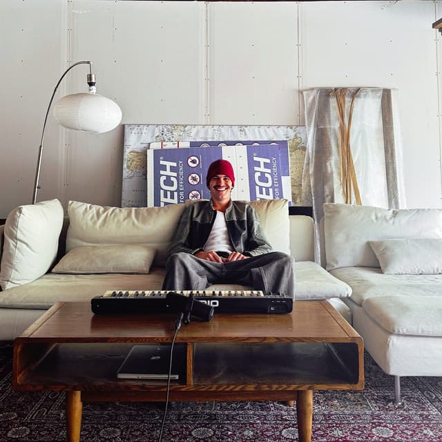 Johnny Yukon artist profile image