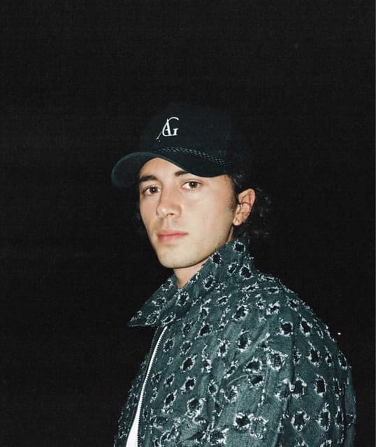 Austin Giorgio artist profile image