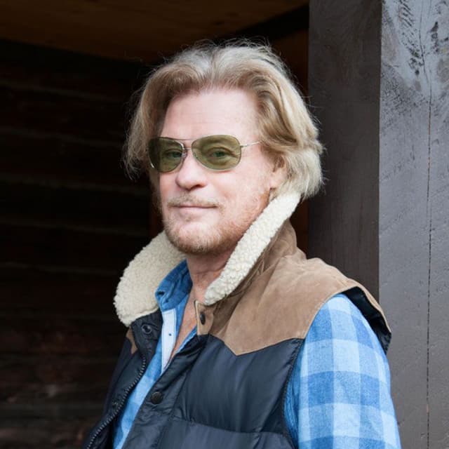 Daryl Hall's artist profile image