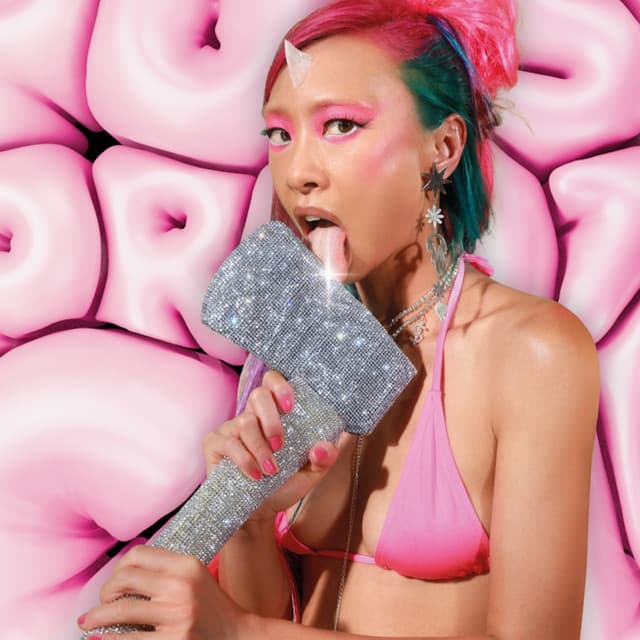 Fei-Fei artist profile image