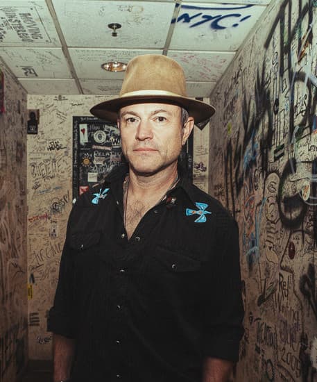 Adam Hood artist profile image