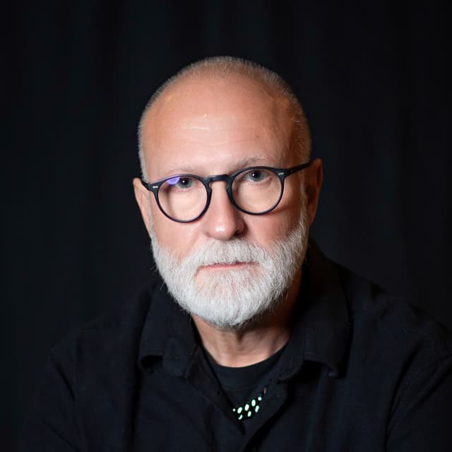 Bob Mould artist profile image