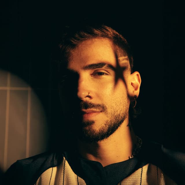 Juan Duque artist profile image