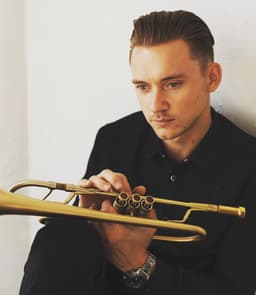 Ilya Serov's artist profile image