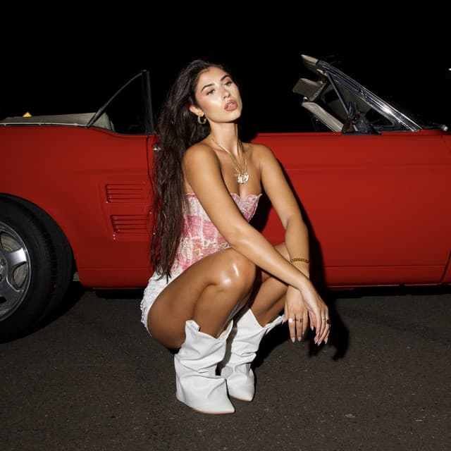 Amy Jordan artist profile image