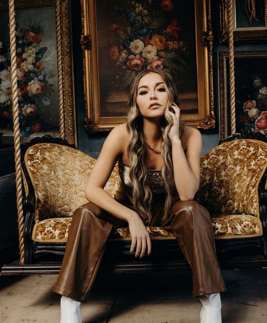 Kaylin Roberson artist profile image