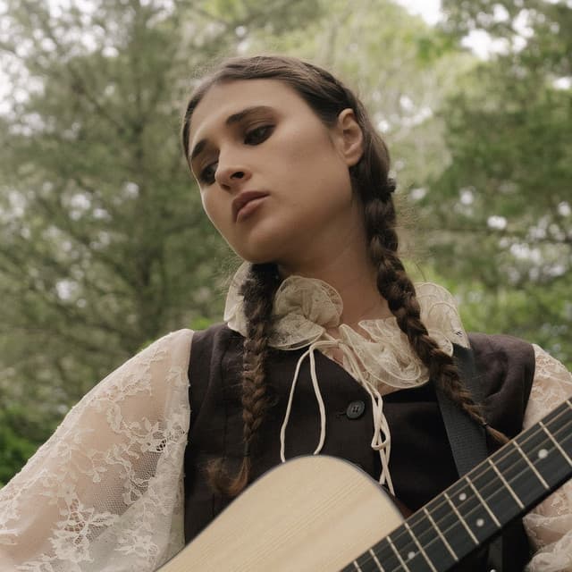 Hannah Hill artist profile