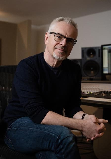 Nik Kershaw's artist profile image