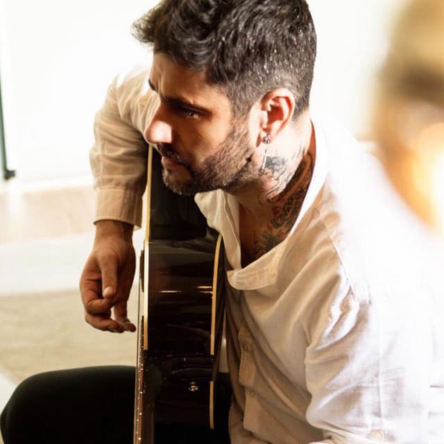 Melendi artist profile image
