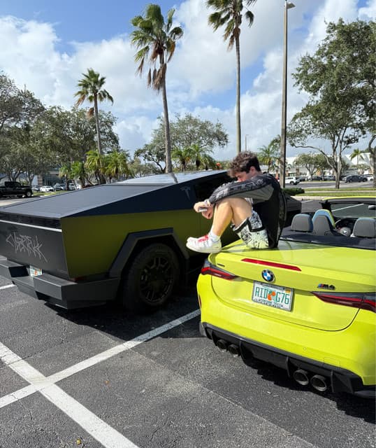 DEHA INC. artist profile image