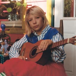 Lily Seabird's artist profile image
