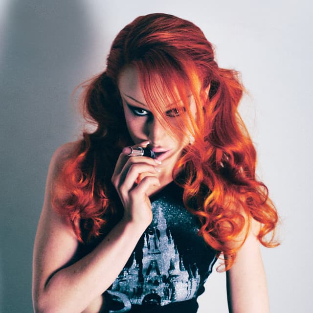 Miss Madeline artist profile