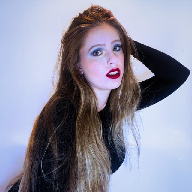 Kendra Dantes artist profile image