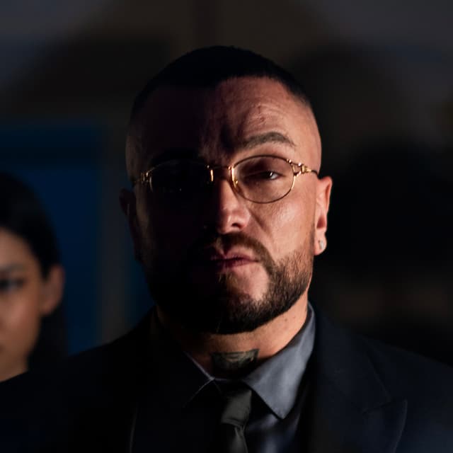 Guè artist profile image