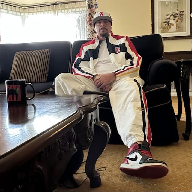 DJ Muggs profile