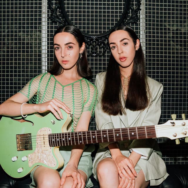 No Frills Twins artist profile image